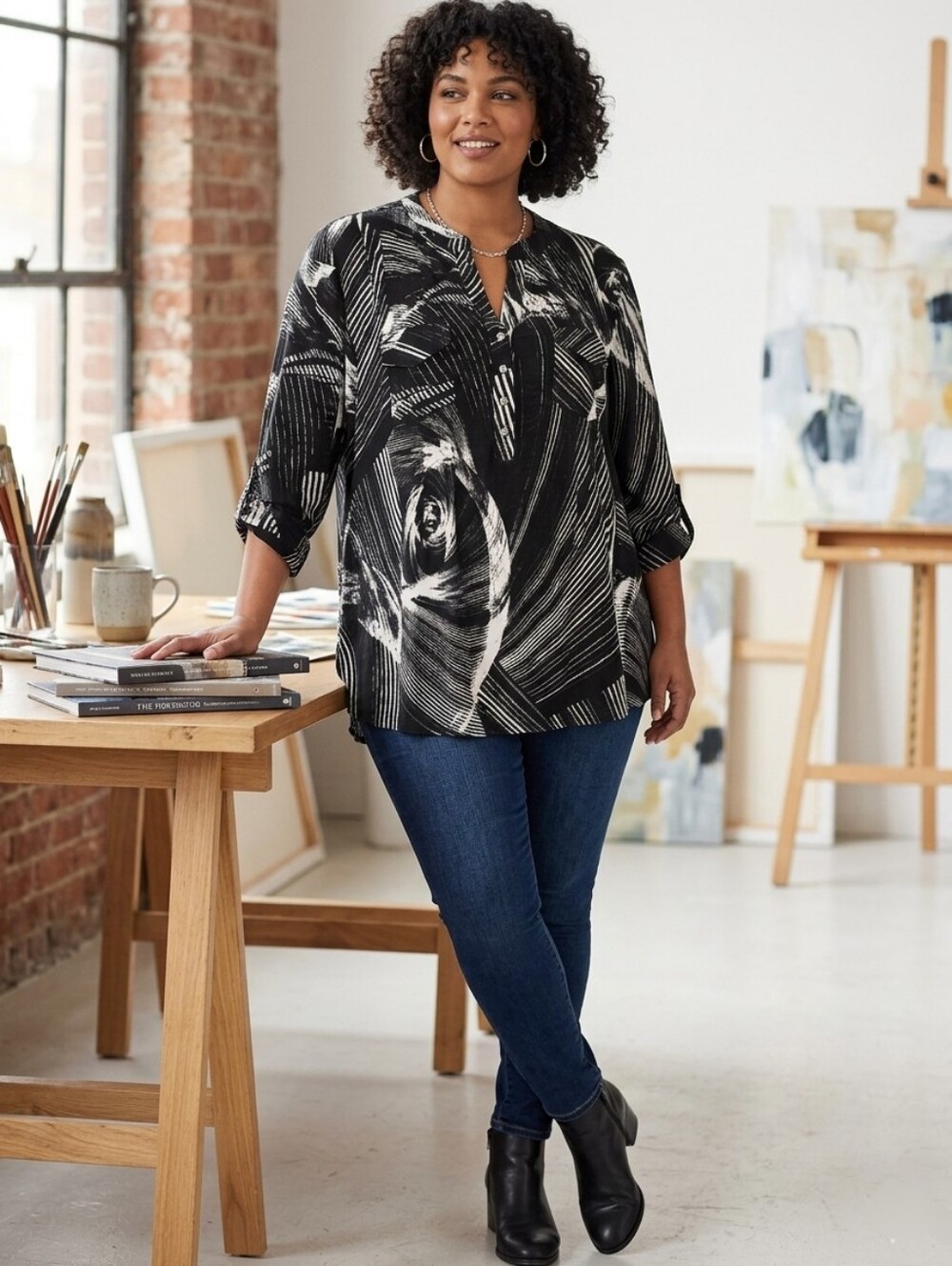 j.t.b. Woman Brand Plus Size Black and White Top Size 3X